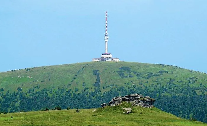 Turisticka Svycarna Dağ evi *